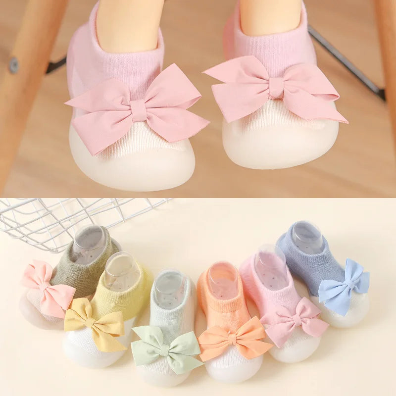 Bow Baby Shoes with Non-Slip Sole - Soft Rubber Crib Booties