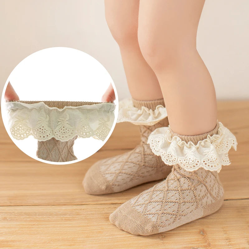 Charming Lacework Ruffled Long Socks for Baby Girls - Cozy Cotton Elegance for Spring