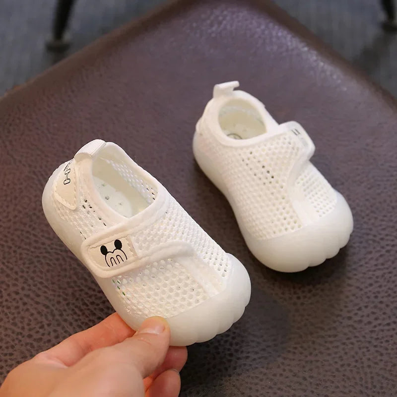 Newborn Mesh Breathable Sneakers - Unisex Non-slip Toddler Shoes